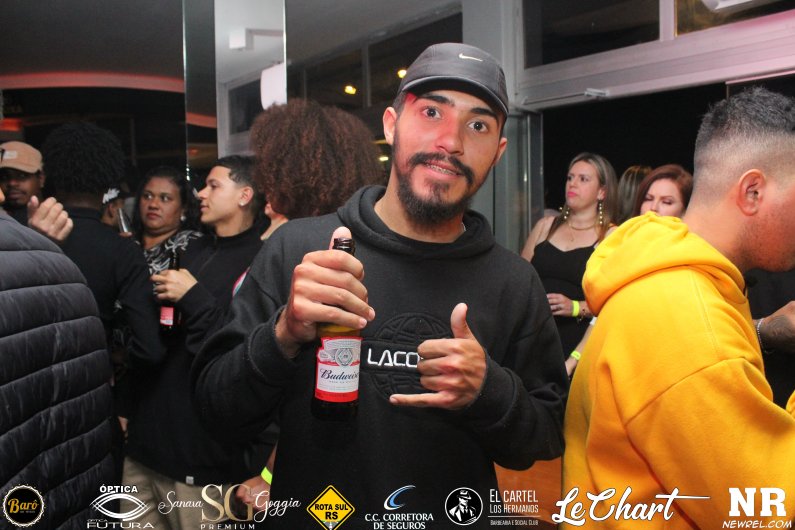 BARÔ (24)