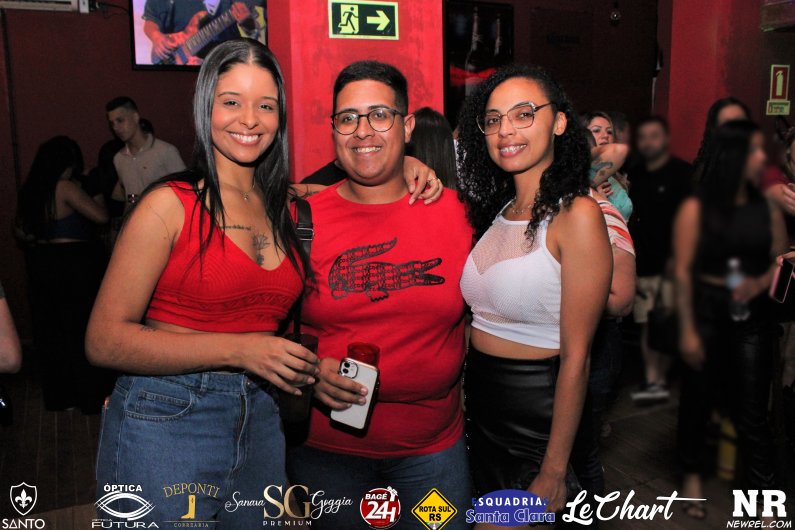 SANTO PUB (31)