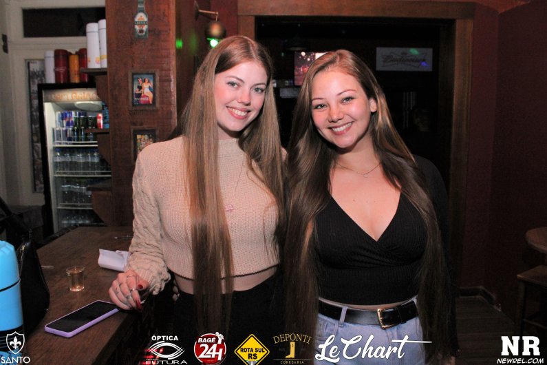 SANTO PUB (1)