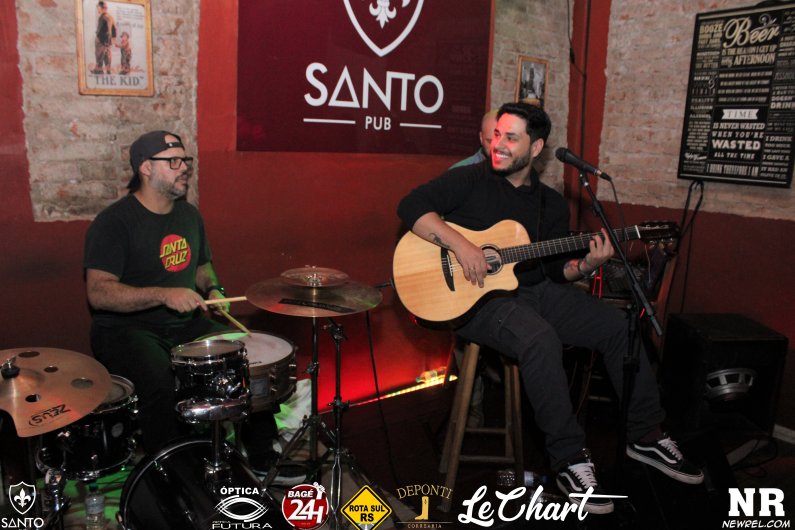 SANTO PUB (10)
