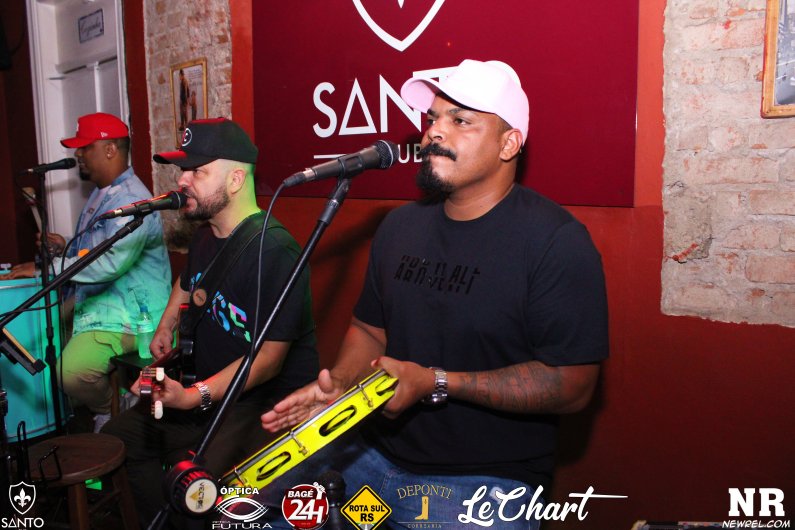 SANTO PUB (22)