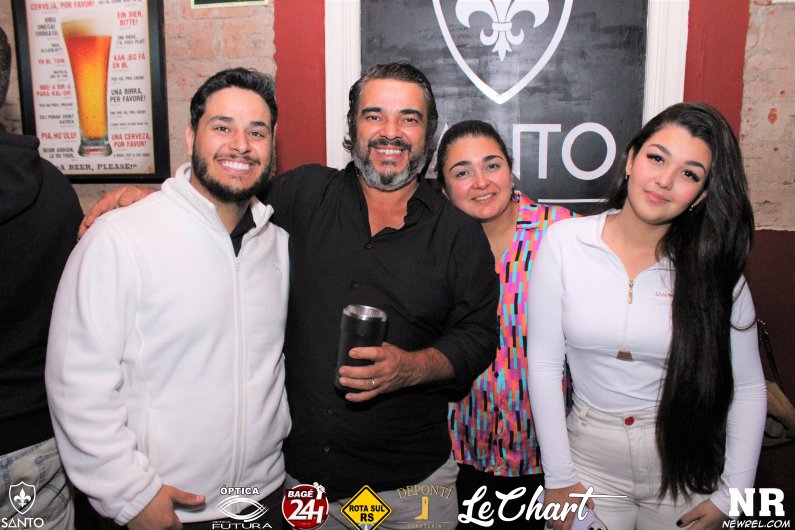 SANTO PUB (27)
