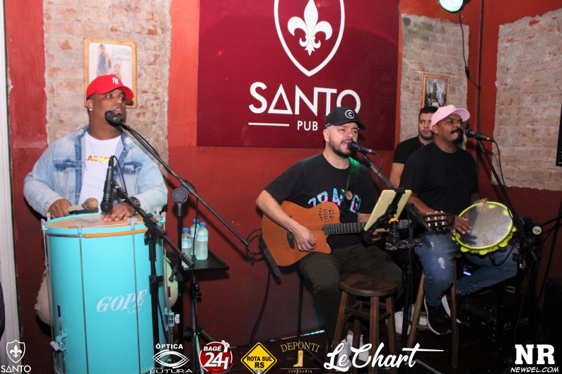 SANTO PUB (29)