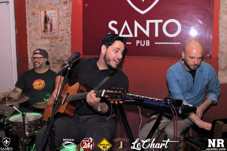 SANTO PUB (3)