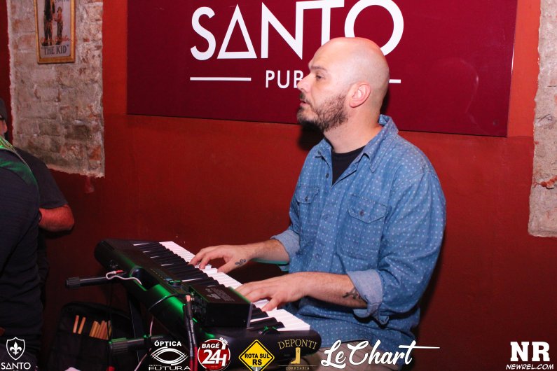 SANTO PUB (4)