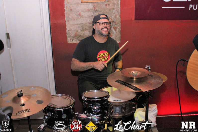 SANTO PUB (8)