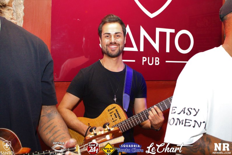 SANTO PUB (26)